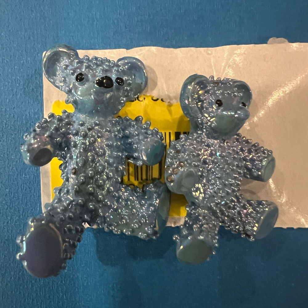 Bear pins